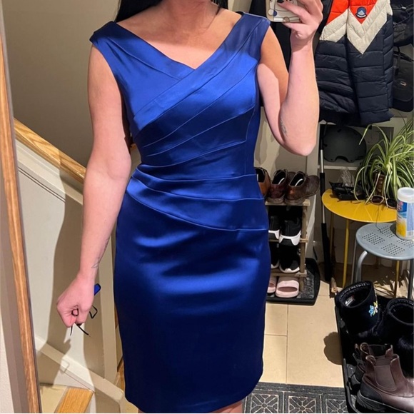 Size medium dress - Picture 1 of 1